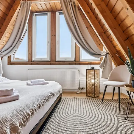 Moderne Maisonette-wohnung, Balkon, Zentral * Friedberg (Hessen)