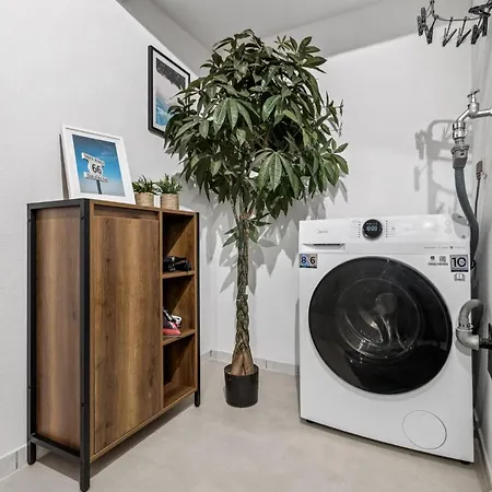 Apartment Moderne Maisonette-wohnung In Nahe Frankfurt, Balkon, Zentral, Voll Ausgestattet